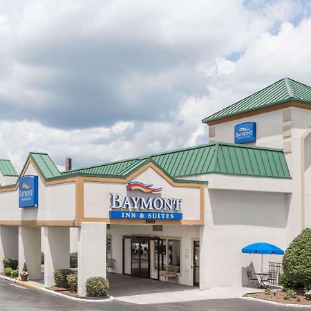 Baymont By Wyndham Greensboro/Coliseum Exteriér fotografie
